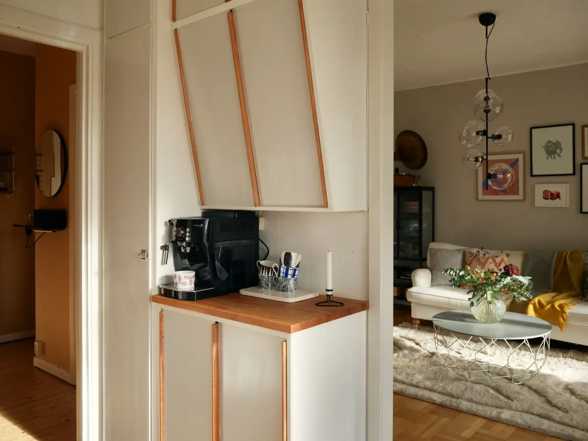 Preserved 1940s Elements and a Renovated Bathroom in a Stockholm Apartment 14 charming-1940s-apartment-period-details-renovated-bathroom-nordroom15