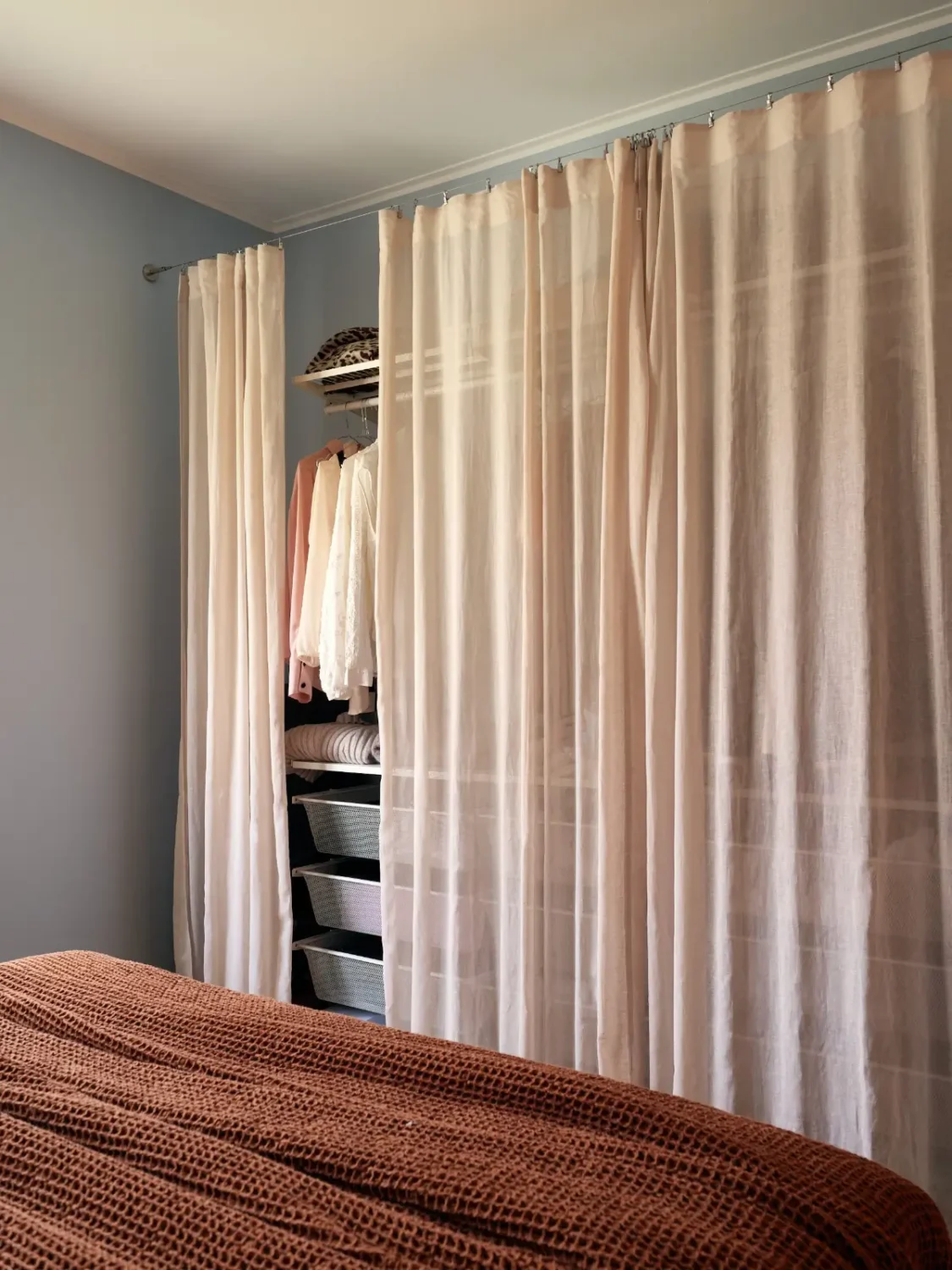 Preserved 1940s Elements and a Renovated Bathroom in a Stockholm Apartment 18 charming-1940s-apartment-period-details-renovated-bathroom-nordroom4