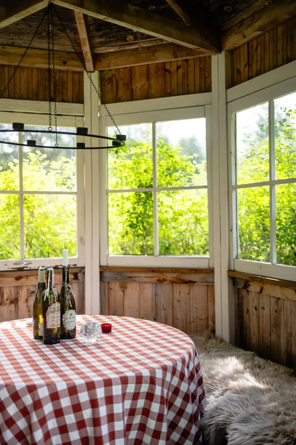 A Charming Swedish Cottage Decorated with Bold Colors and a Lush Garden 35 charming-country-holiday-cottage-sweden-nordroom14