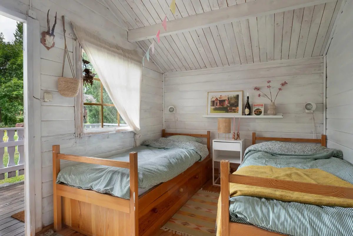 A Charming Swedish Cottage Decorated with Bold Colors and a Lush Garden 38 charming-country-holiday-cottage-sweden-nordroom16