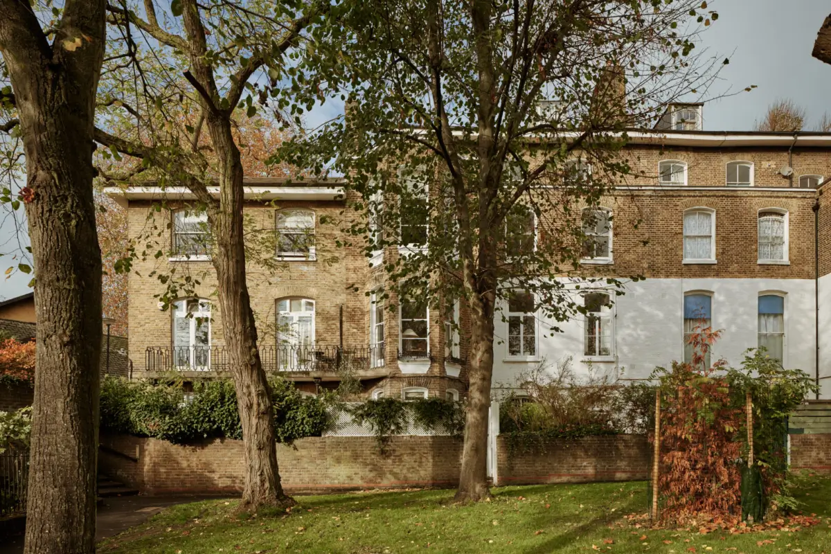 Color, Pattern, and Period Features in a Georgian Villa Apartment 37 color texture period features georgian villa london nordroom Color, Pattern, and Period Features in a Georgian Villa Apartment