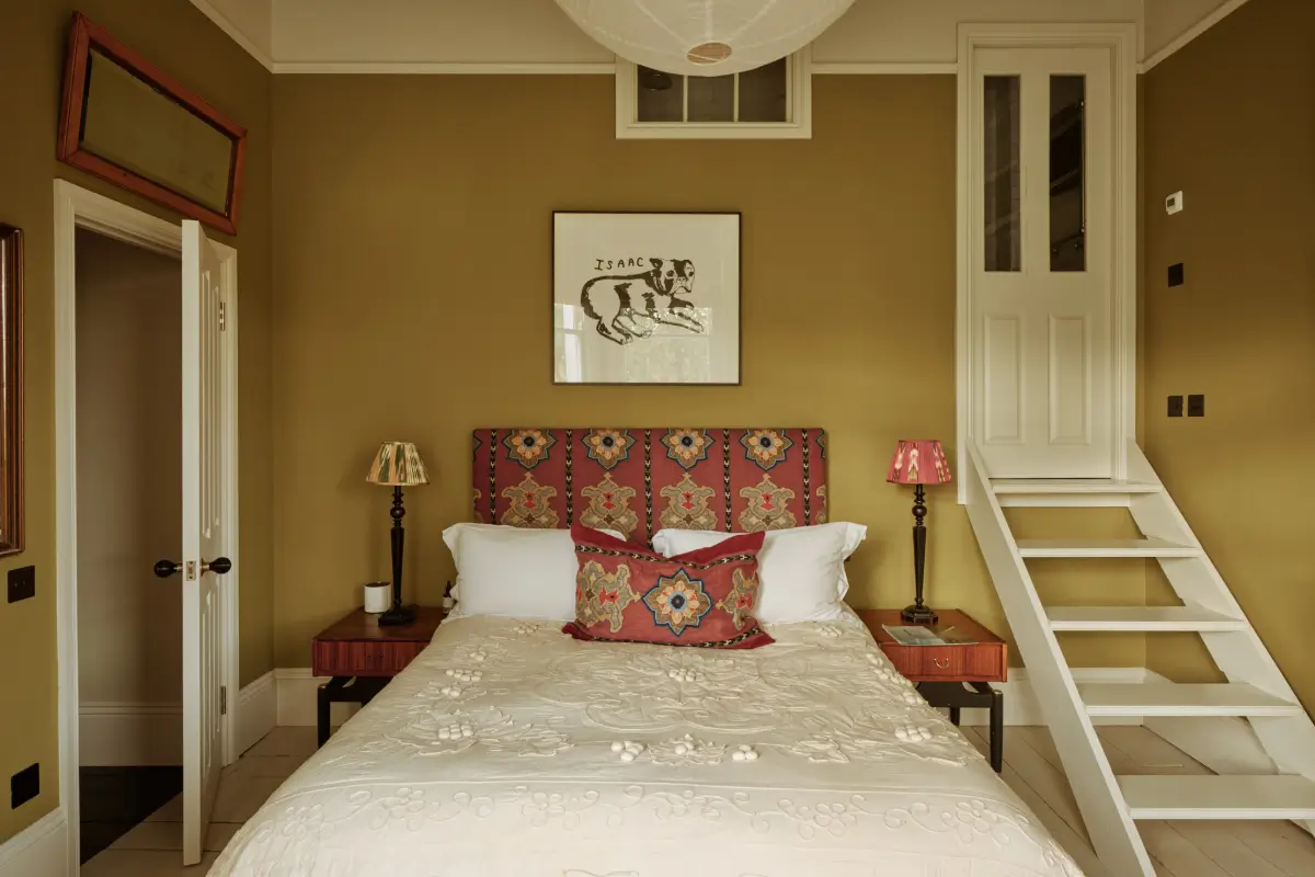 Color, Pattern, and Period Features in a Georgian Villa Apartment 26 color-texture-period-features-georgian-villa-london-nordroom11