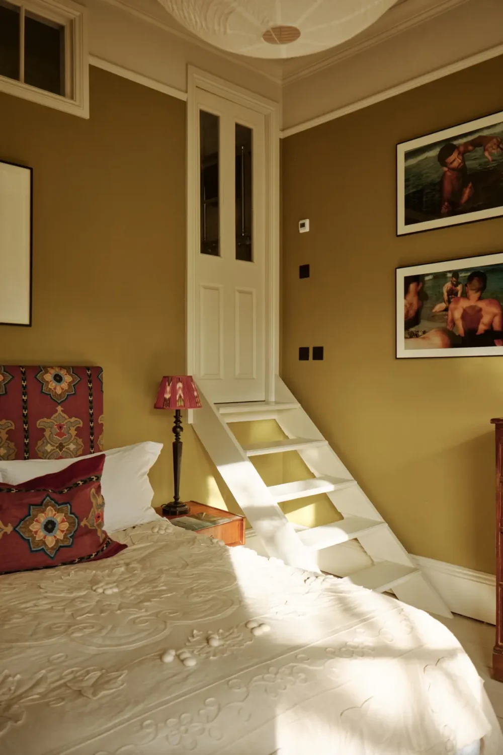 Color, Pattern, and Period Features in a Georgian Villa Apartment 24 color-texture-period-features-georgian-villa-london-nordroom14