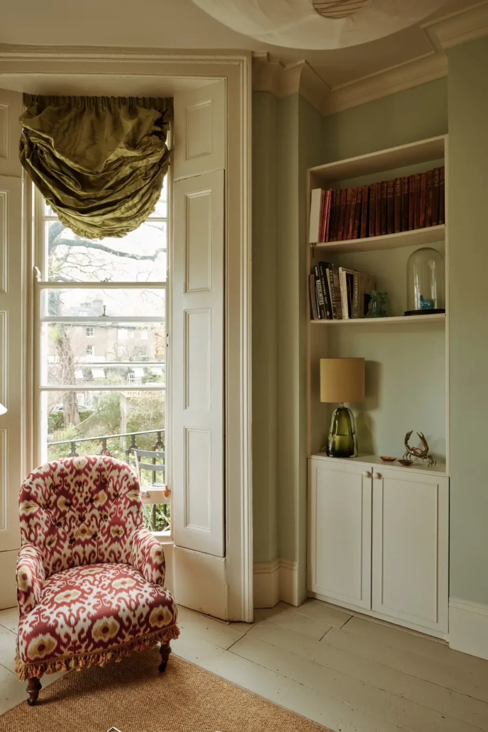 Color, Pattern, and Period Features in a Georgian Villa Apartment 3 color-texture-period-features-georgian-villa-london-nordroom33