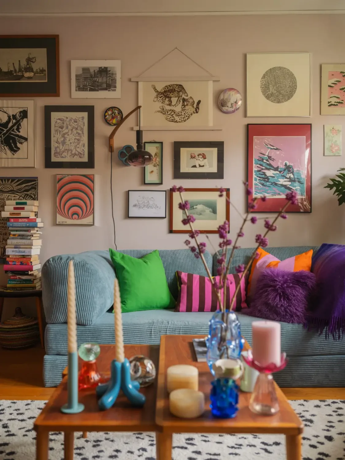 Best of 2025: Living Rooms 35 colorful-1950s-apartment-stockholm-nordroom5