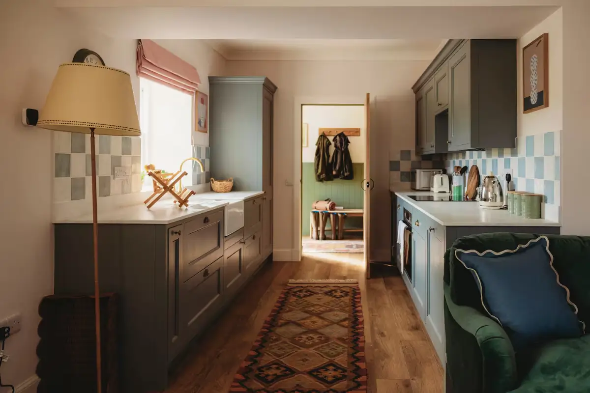 A Colorful Countryside Airbnb Cottage near Edinburgh 4 colorful-airbnb-cottage-near-edinburgh-nordroom15