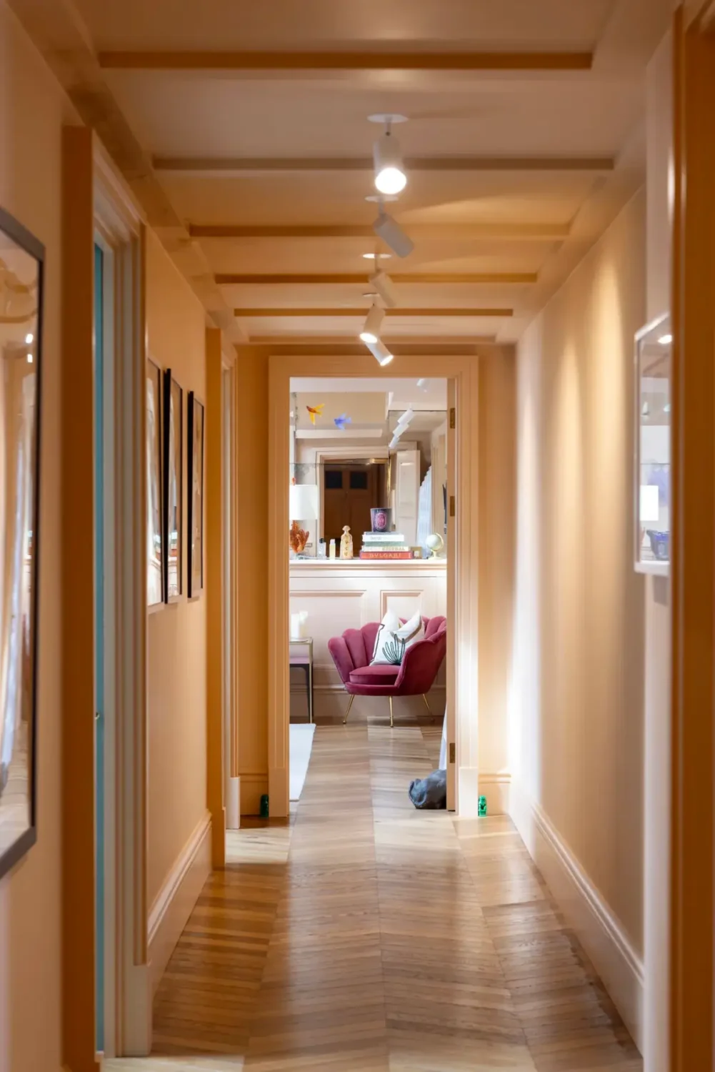 A Colorful Eclectic Victorian Penthouse Apartment in London 10 colorful-penthouse-apartment-london1