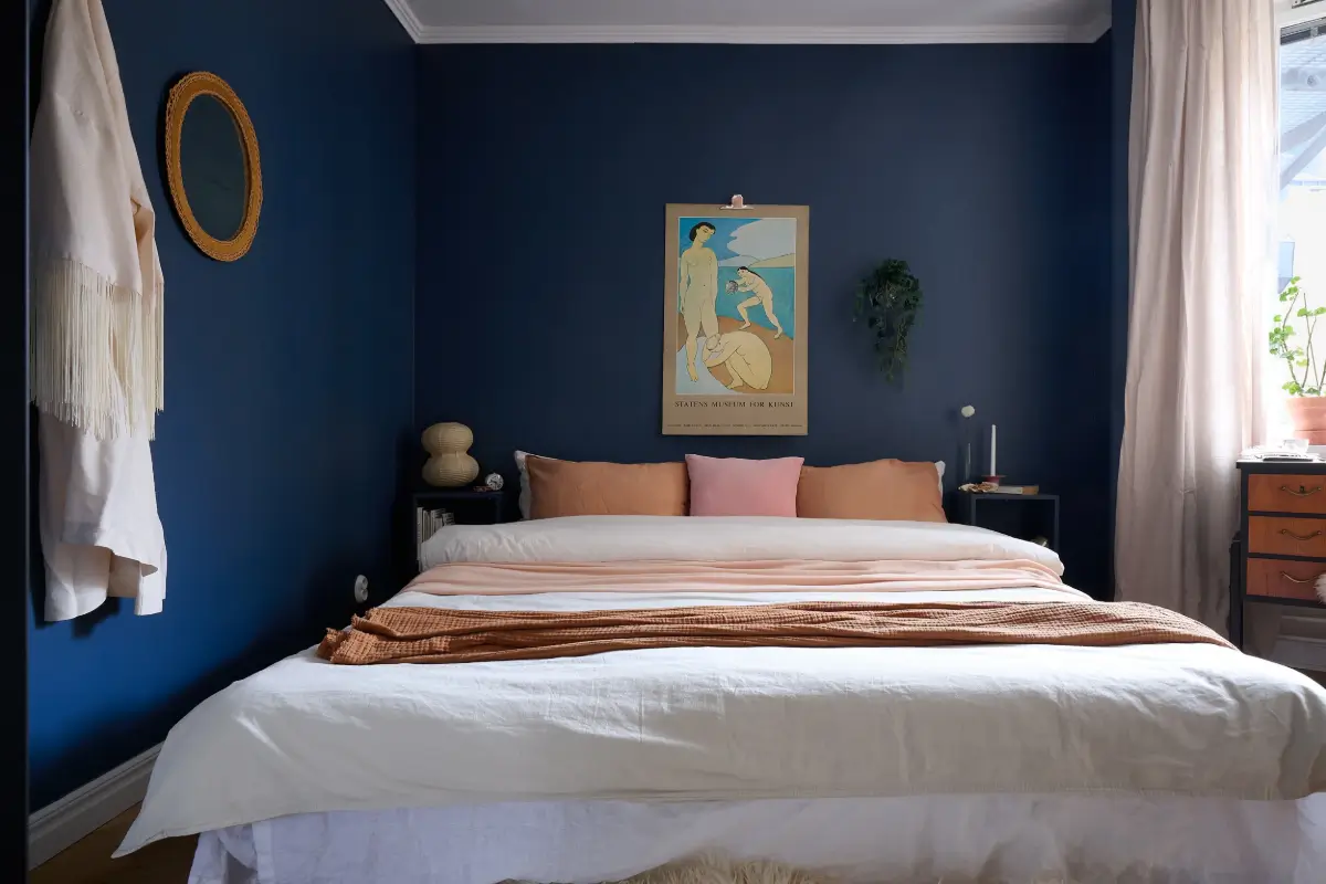 dark blue bedroom