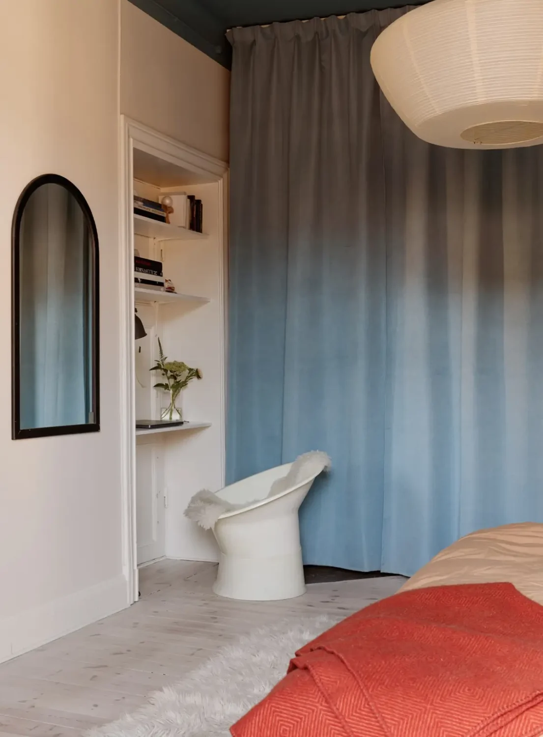 27 Statement Ceiling Ideas That Will Spruce Up Any Room 8 dark-painted-ceiling-velvet-curtains-bedroom-nordroom