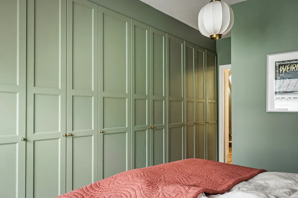 A Bright Duplex Apartment with Exposed Beams and a Roof Terrace 23 duplex-family-apartment-stockholm-nordroom16