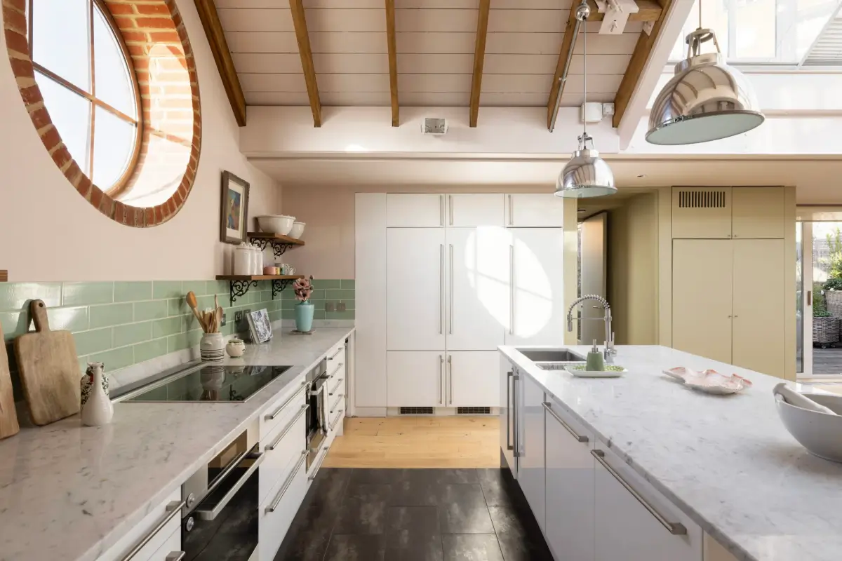 Soft Color Tones in a London Duplex Apartment with an Industrial Soul 2 exposed-beams-duplex-apartment-london-nordroom5