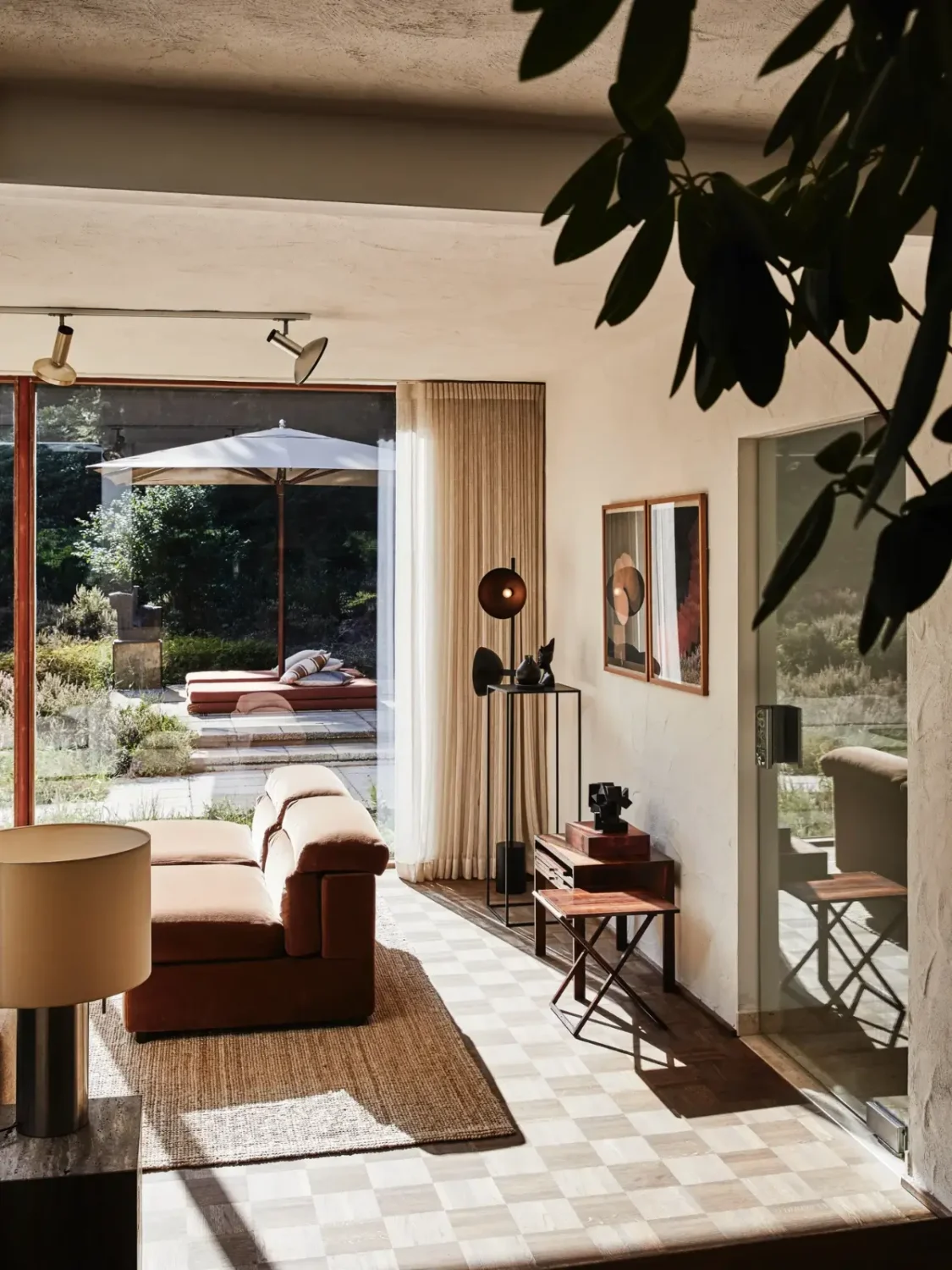 A Renovated Midcentury Forest Bungalow in The Netherlands 7 forest-bungalow-home-netherlands-nordroom