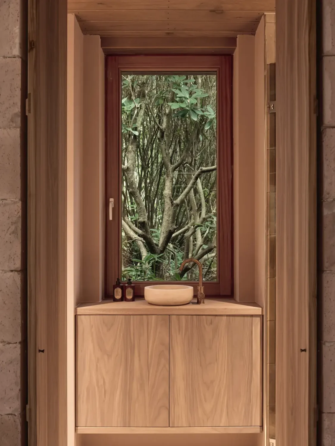 A Renovated Midcentury Forest Bungalow in The Netherlands 30 forest-bungalow-home-netherlands-nordroom