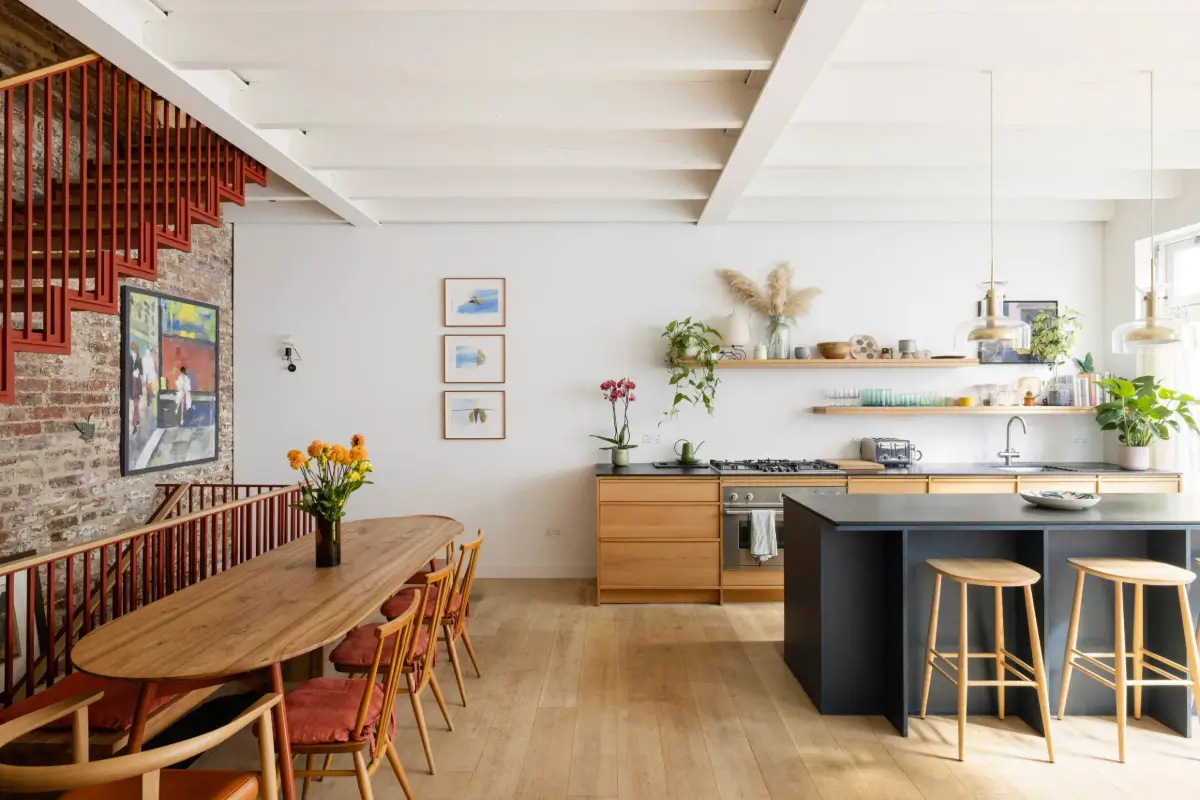 Colorful Design in a Reimagined Victorian Mews House in Notting Hill 5 mews-house-notting-hill-london-nordroom6