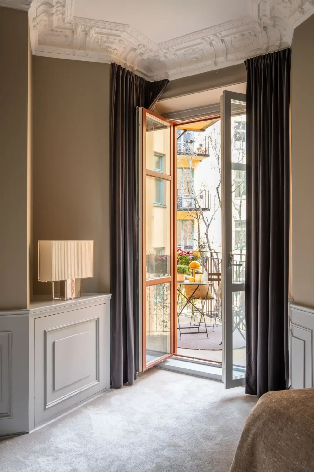 Period Details Meet Contemporary Materials in a Stylish Stockholm Apartment 21 c