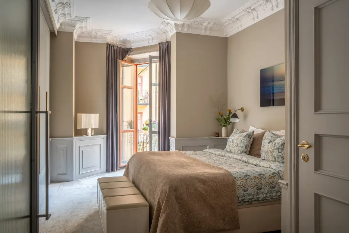 Period Details Meet Contemporary Materials in a Stylish Stockholm Apartment 19 period-details-meets-modern-materials-stockholm-apartment-nordroom15