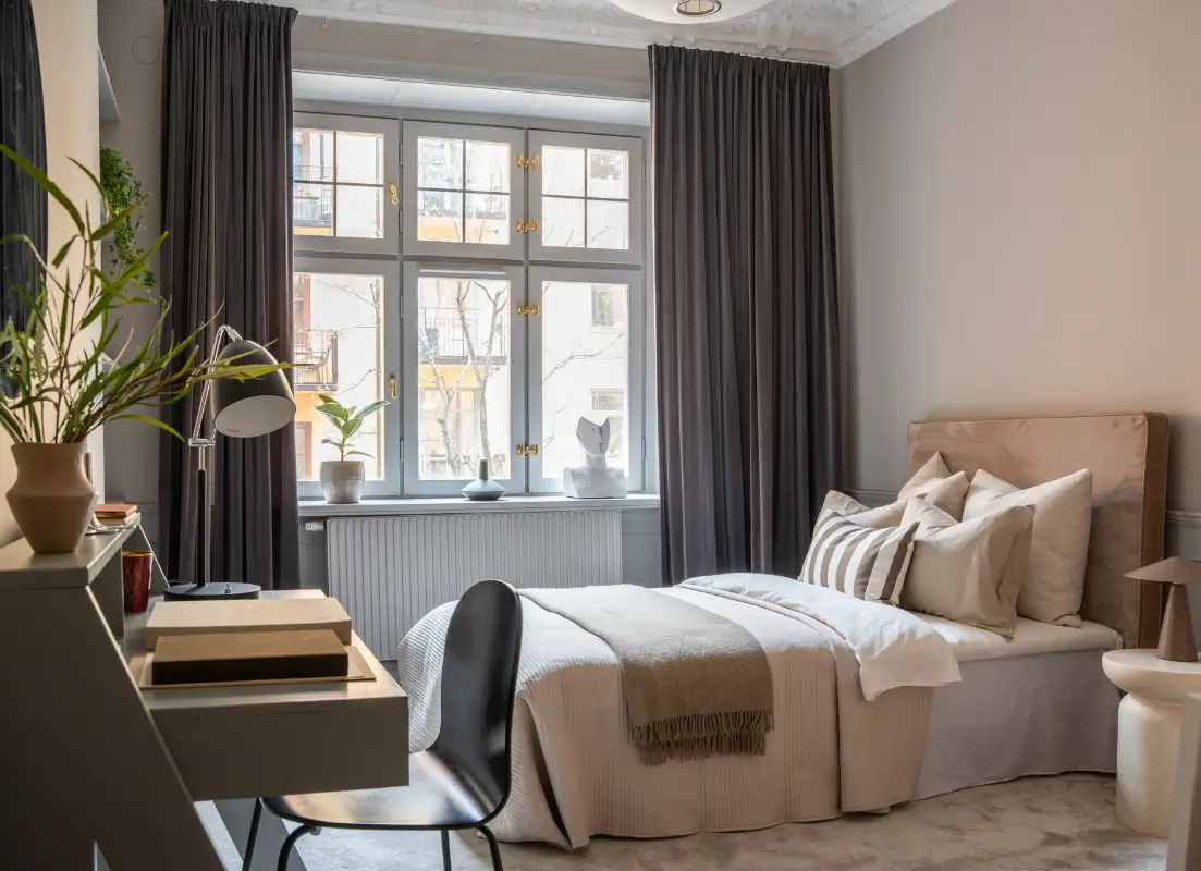 Period Details Meet Contemporary Materials in a Stylish Stockholm Apartment 29 period-details-meets-modern-materials-stockholm-apartment-nordroom5