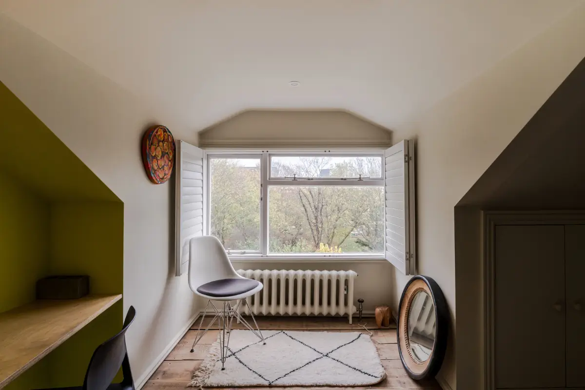 A Five-Storey Victorian Victorian Townhouse Blends Old with New 28 c