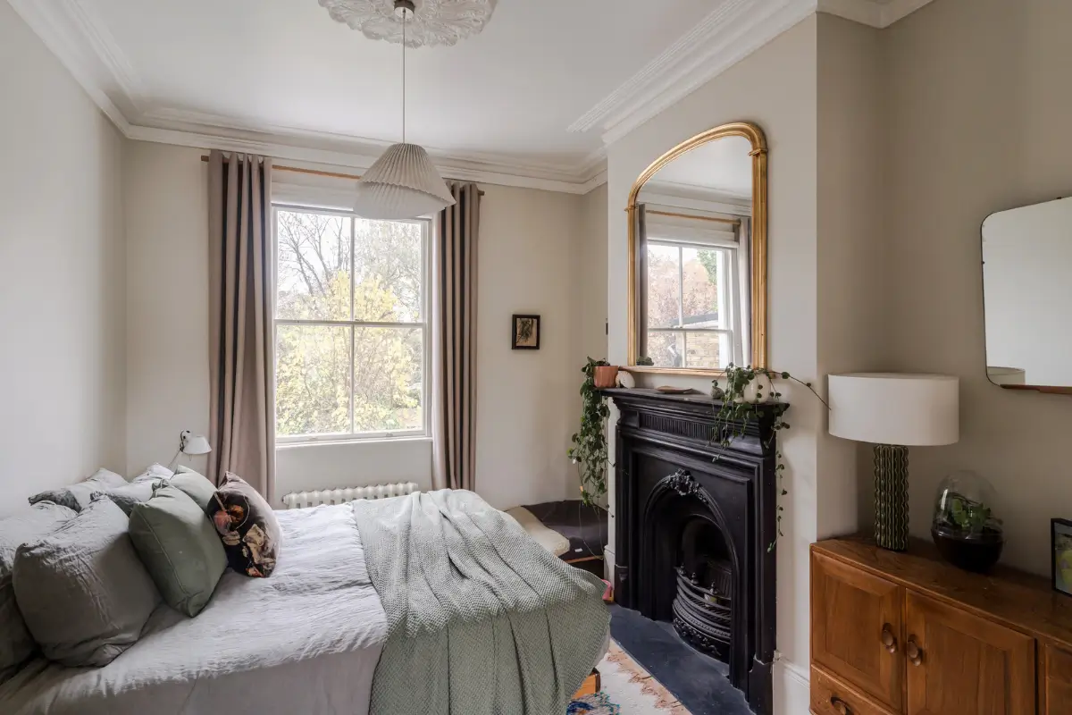 A Five-Storey Victorian Victorian Townhouse Blends Old with New 18 restored-extended-victorian-townhouse-london-nordroom5