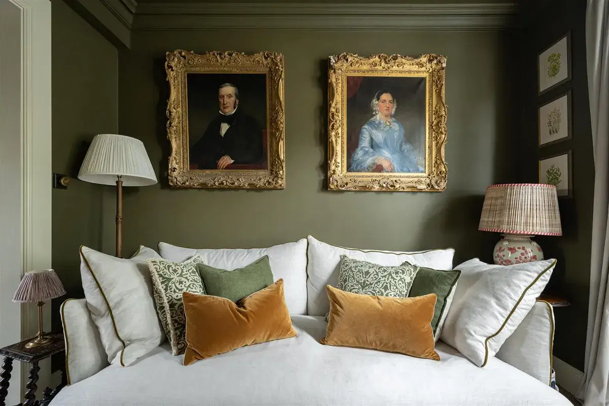 A Pink Kitchen in a Beautifully Restored Victorian House 3 restored-victorian-terrace-house-london10