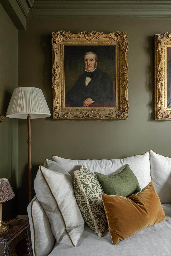 A Pink Kitchen in a Beautifully Restored Victorian House 4 restored-victorian-terrace-house-london11