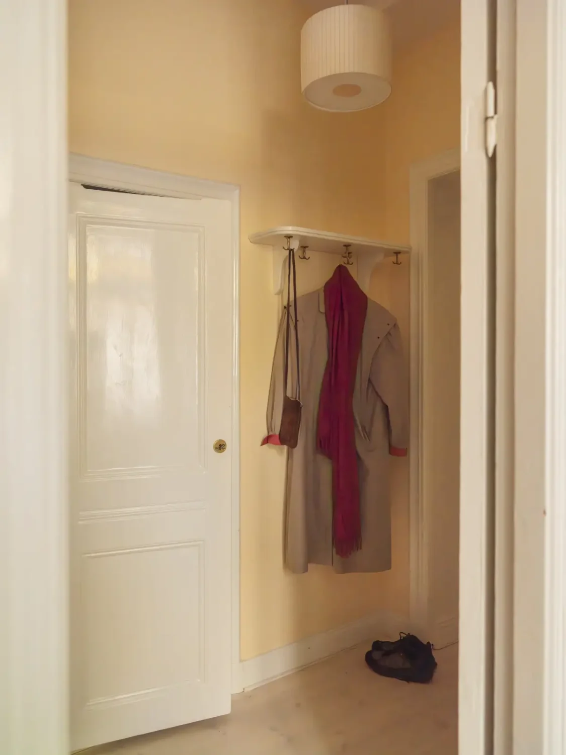 A Charming Color Palette in an Early 20th Century Apartment 30 soft muted colors 1910 stockholm apartment nordroom A Charming Color Palette in an Early 20th Century Apartment