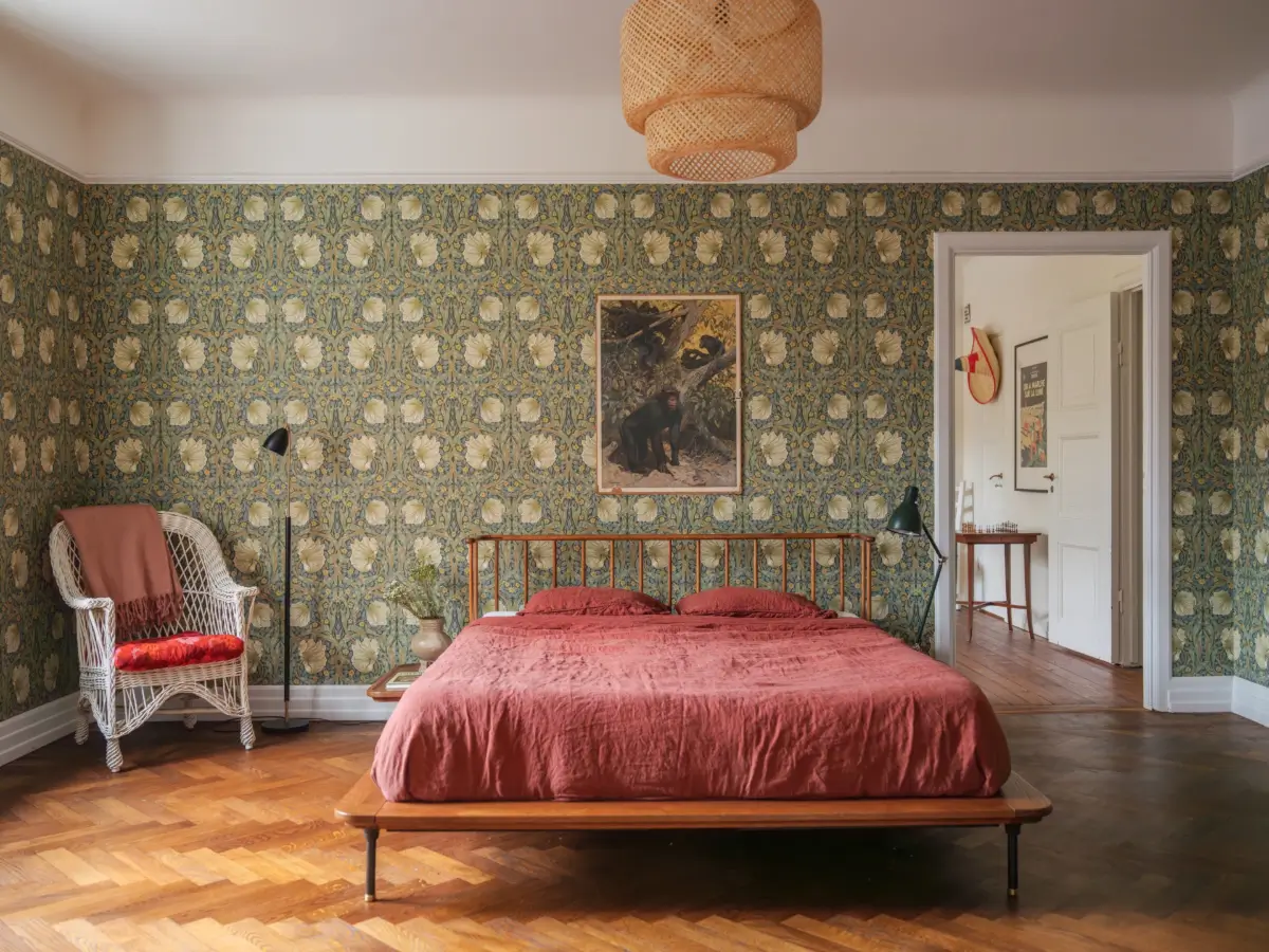 A Spacious Four-Bedroom Family Apartment in Stockholm 13 spacious-1920s-family-apartment-stockholm-nordroom20