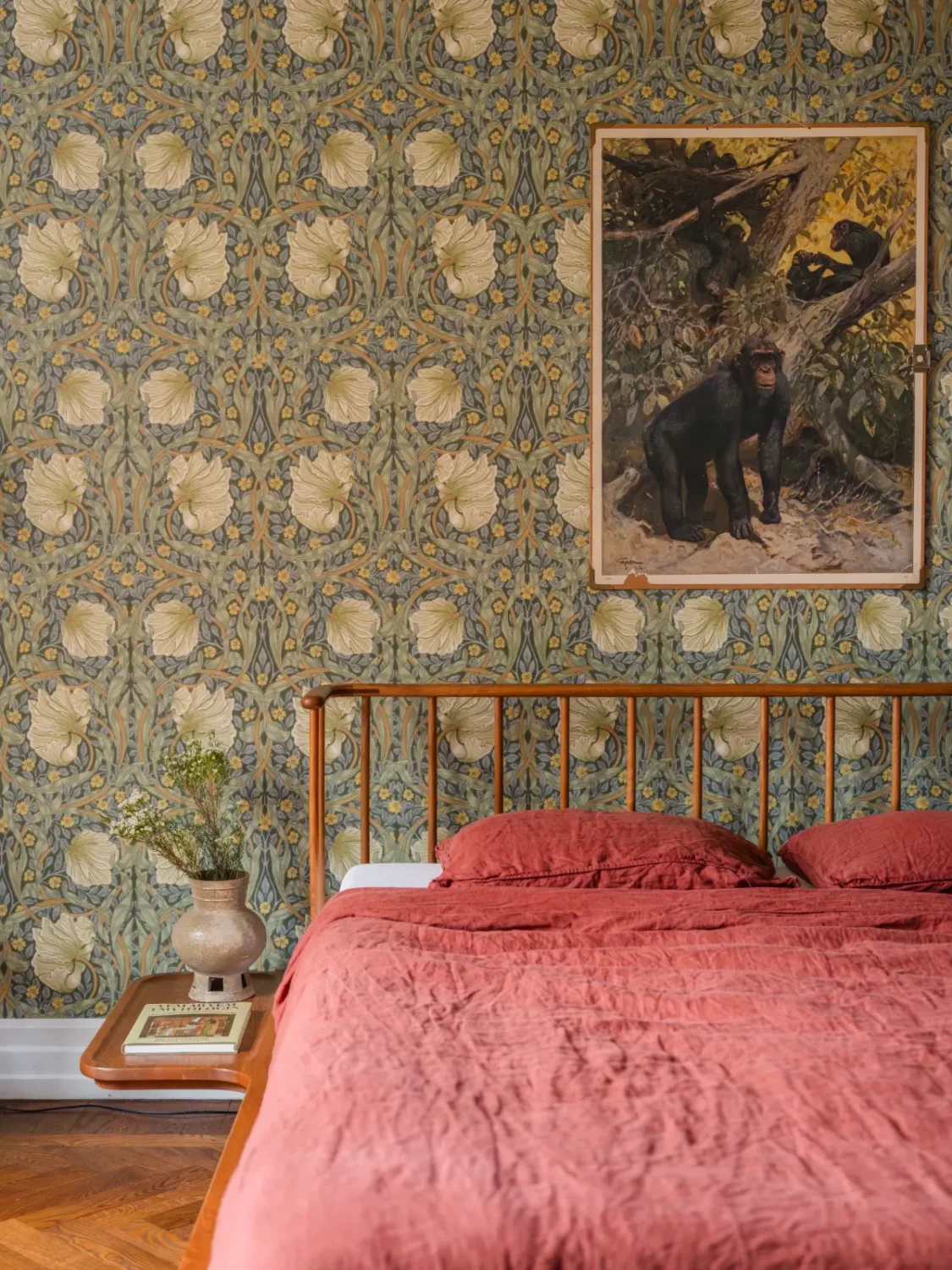 A Spacious Four-Bedroom Family Apartment in Stockholm 12 spacious-1920s-family-apartment-stockholm-nordroom21