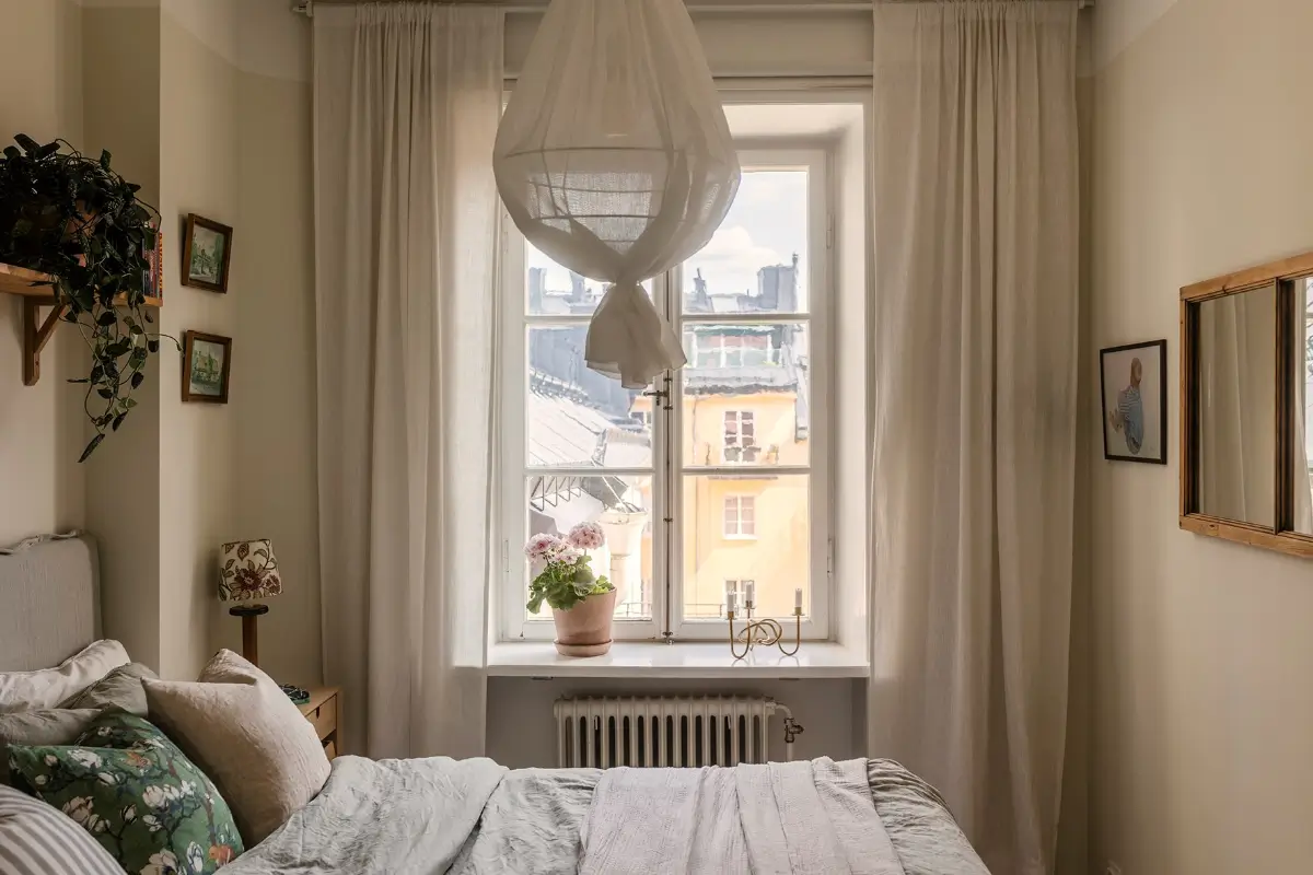 Yellow, Beige, and Green Tones in a 1920s Apartment 12 stockholm apartment yellow green beige tones nordroom4 Yellow, Beige, and Green Tones in a 1920s Apartment