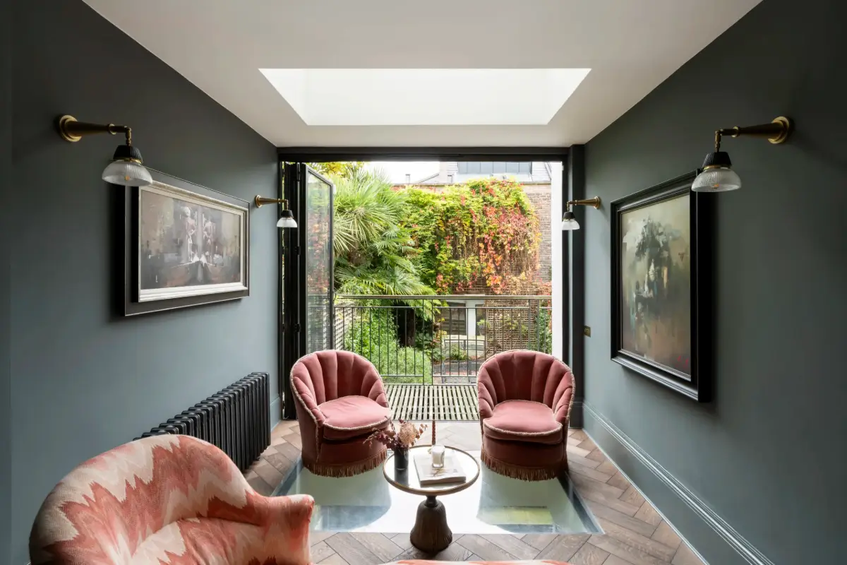 Contrasting Colors in an Elegant Notting Hill Townhouse 5 stylish-notting-hill-townhouse1
