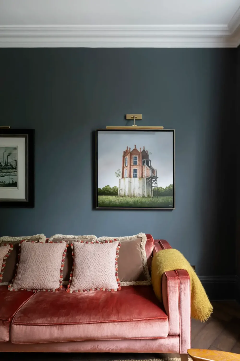 Contrasting Colors in an Elegant Notting Hill Townhouse 3 stylish-notting-hill-townhouse6