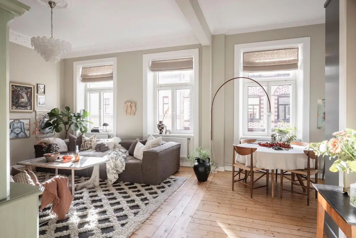 A Social Open-Plan Living Space in a Cozy 19th Century Apartment 3 tasteful-19th-century-swedish-apartment-nordroom33