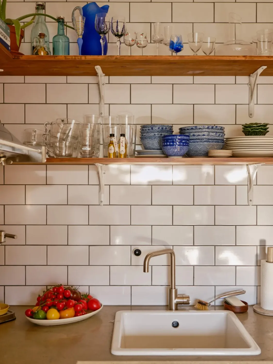 A Small 1930s Apartment with an Exposed Brick Wall 14 tiny-swedish-apartment-exposed-brick-wall-nordroom12