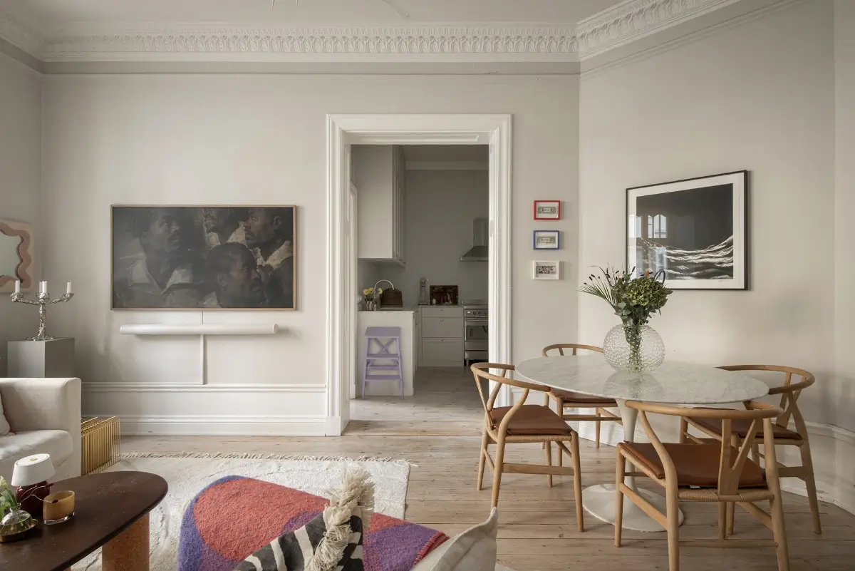 Period Features and a Pink Bedroom in a Turn-of-the-Century Apartment 14 turn-of-the-century-apartment-pink-bedroom