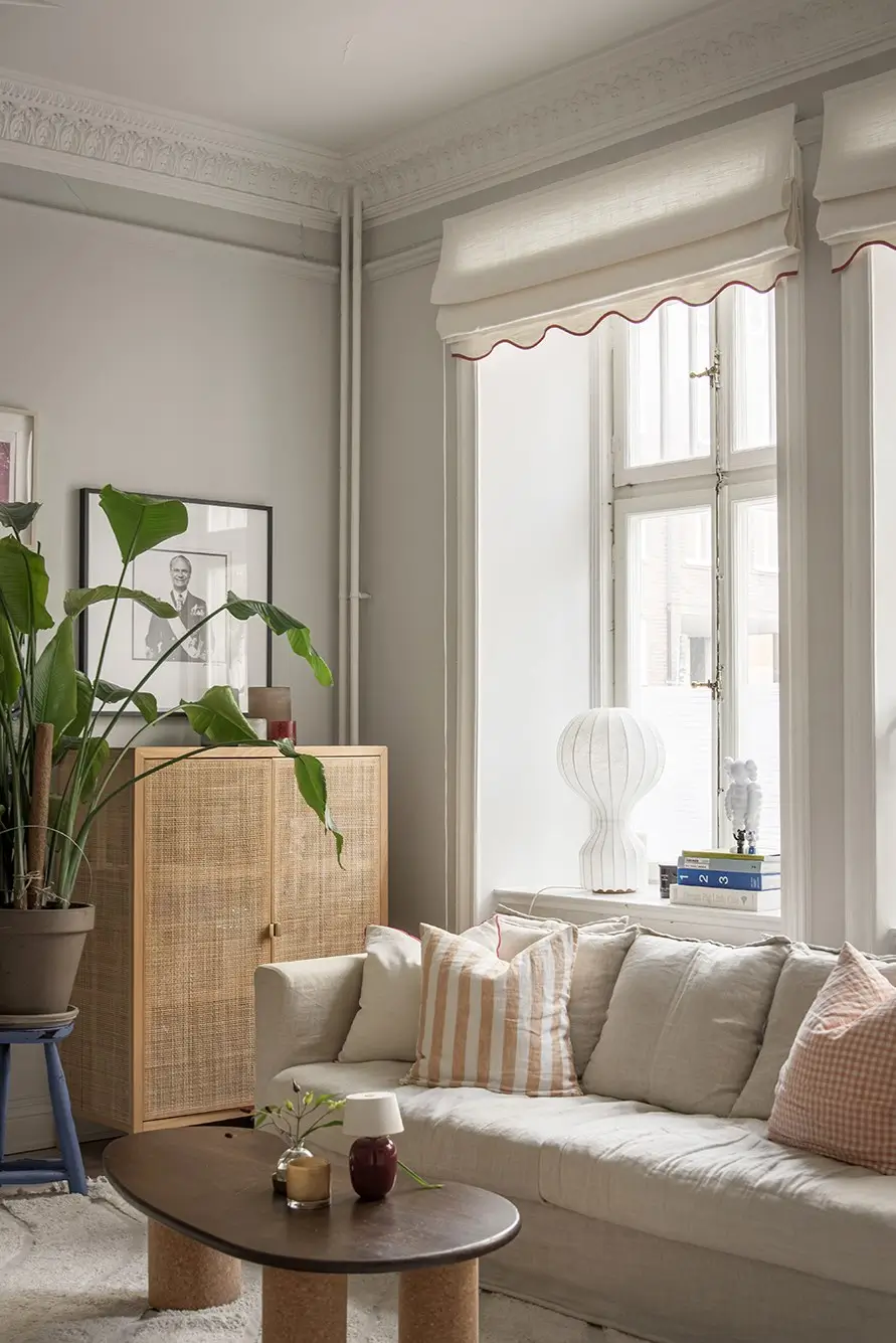 Period Features and a Pink Bedroom in a Turn-of-the-Century Apartment 7 turn-of-the-century-apartment-pink-bedroom