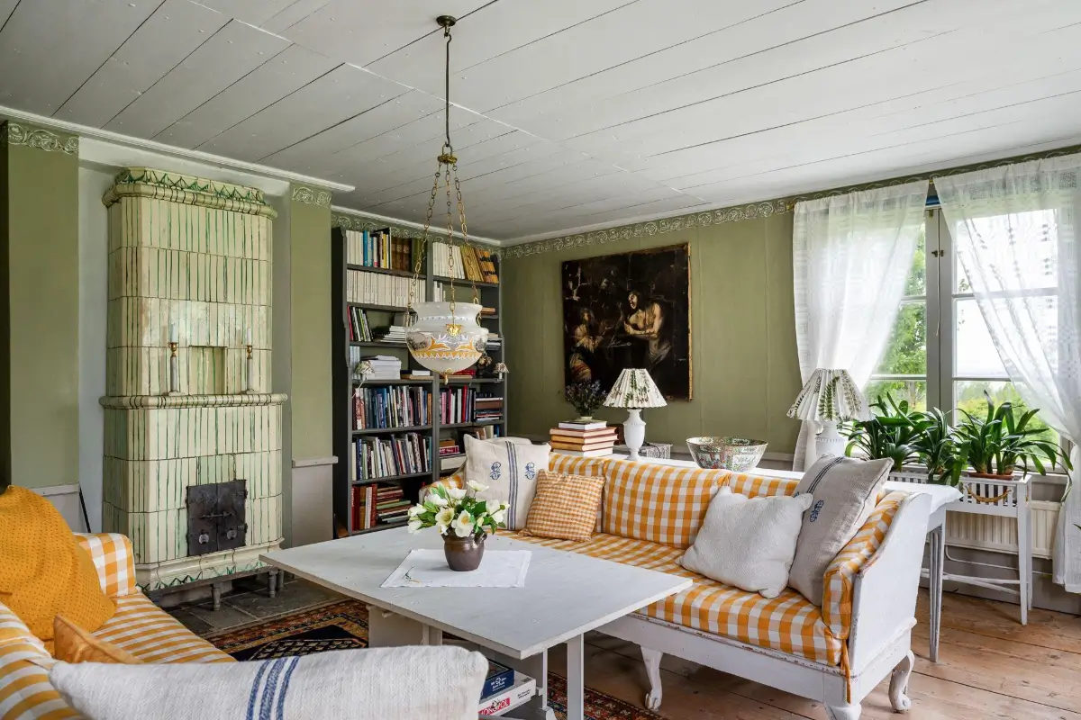 A Carefully Preserved 18th-Century Manor House in Sweden is for Sale 12 18th-century-manor-house-sweden-for-sale-renovated-Goran-Gudmundsson-nordroom