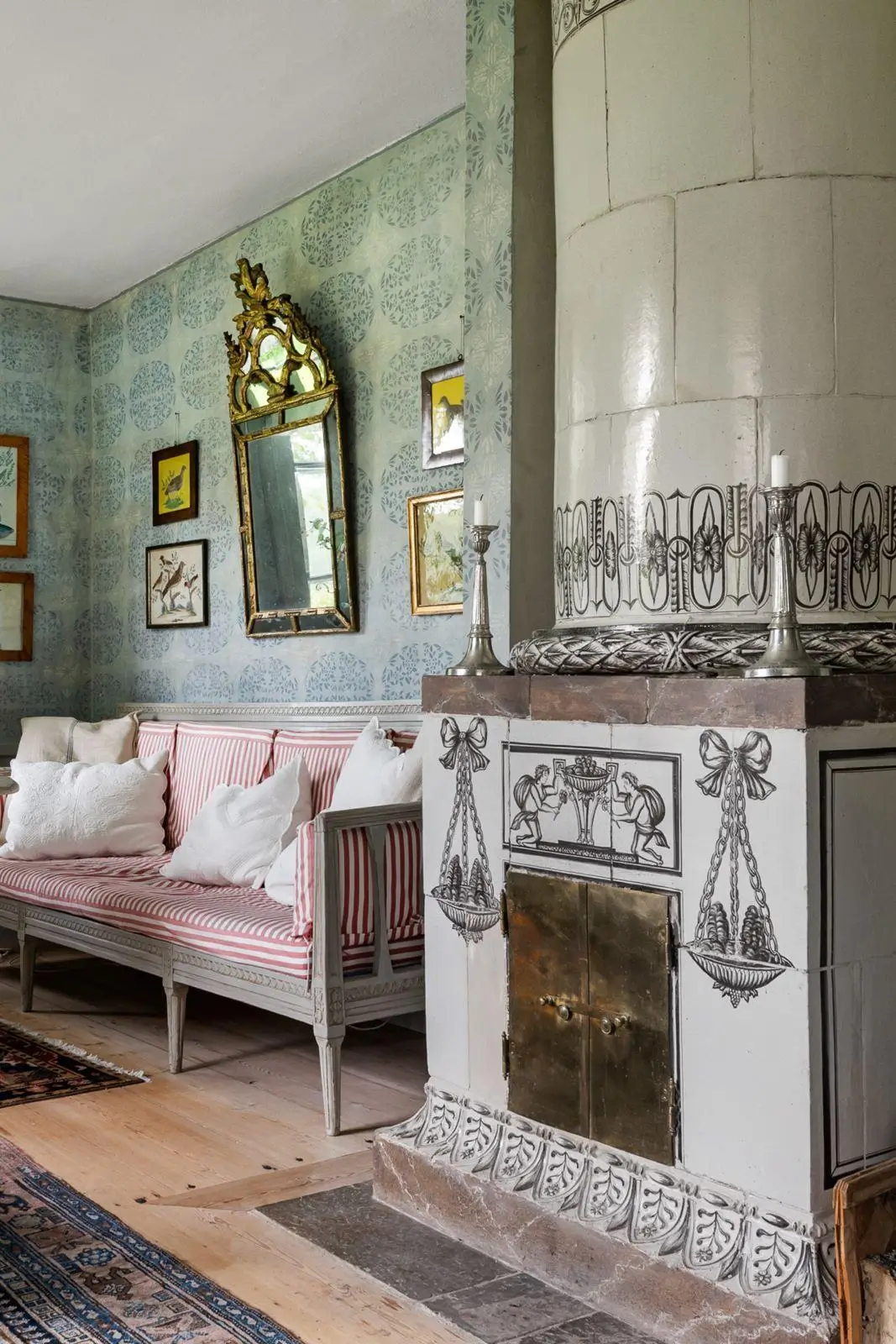 18th-century-manor-house-sweden-for-sale-renovated-Goran-Gudmundsson-nordroom