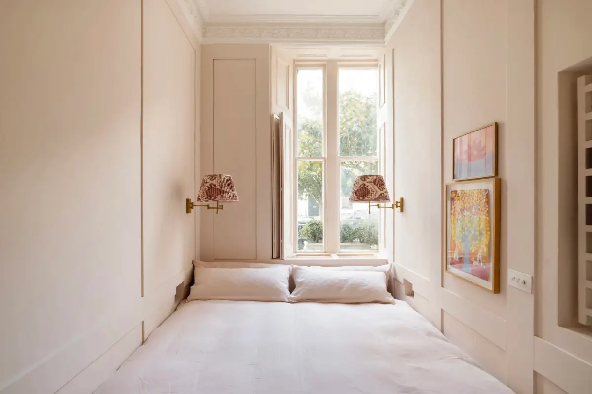 A Bright, Blush Pink Garden Apartment in Notting Hill 12 blush-pink-notting-hill-apartment11