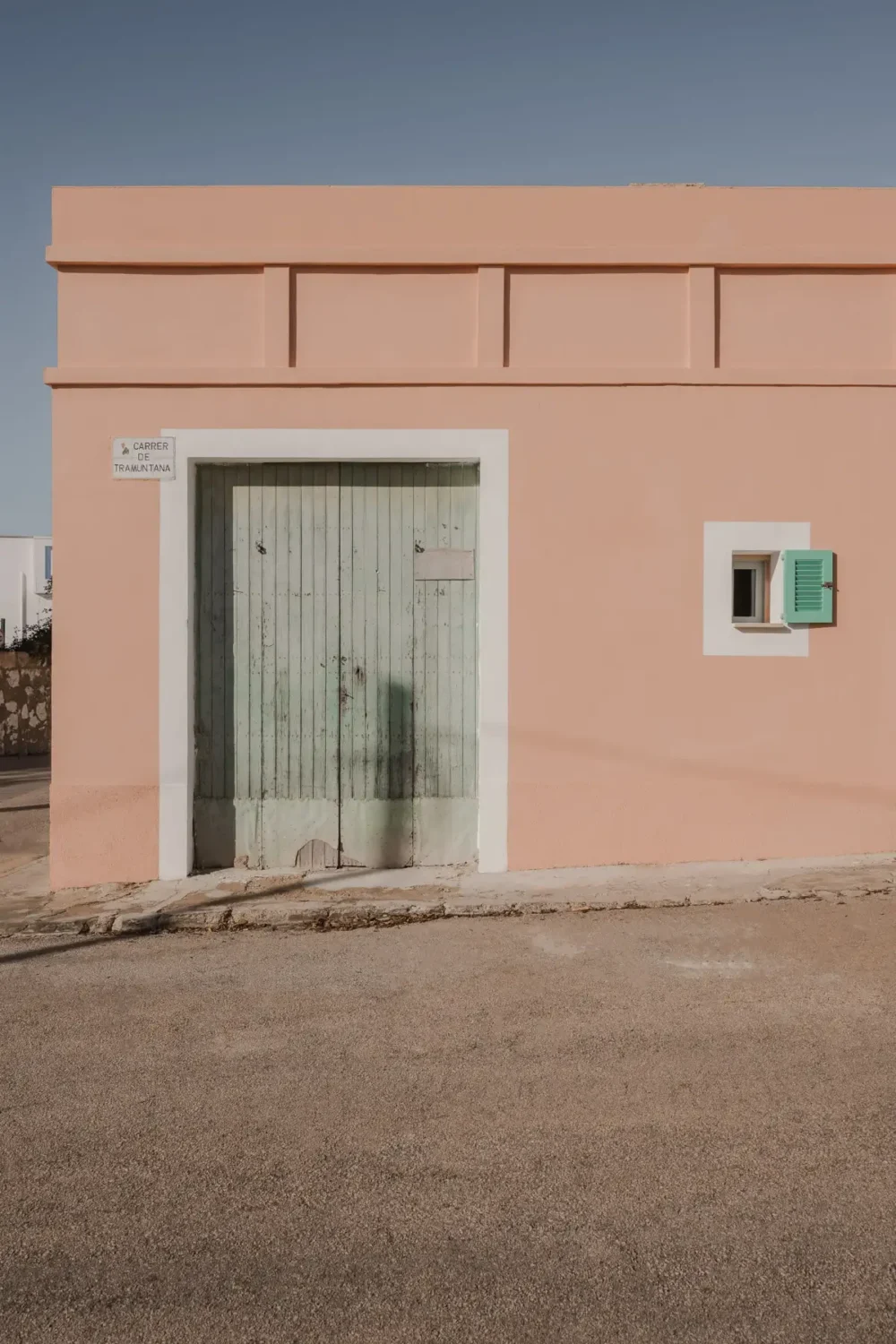 Inside Casa Coral: Lina Kjellvertz’s Timeless Take on Mediterranean Living 18 casa-coral-Lina-Kjellvertz-Dusty-Deco-Mallorca-nordroom