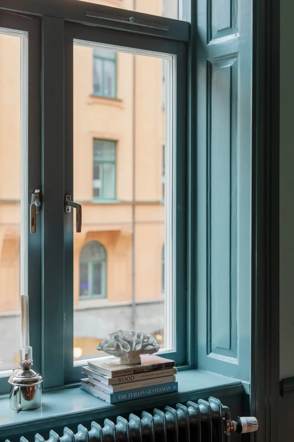 A Colorful Late 19th-Century Stockholm Apartment 17 colorful-late-19th-century-stockholm-apartment-nordroom