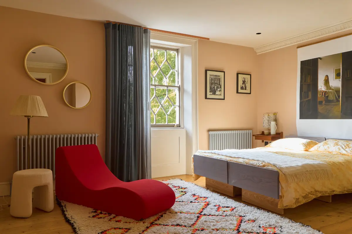 A Playfully Renovated Neo-Jacobean Villa in London 32 colorful-neo-jacobean-villa-london-nordroom