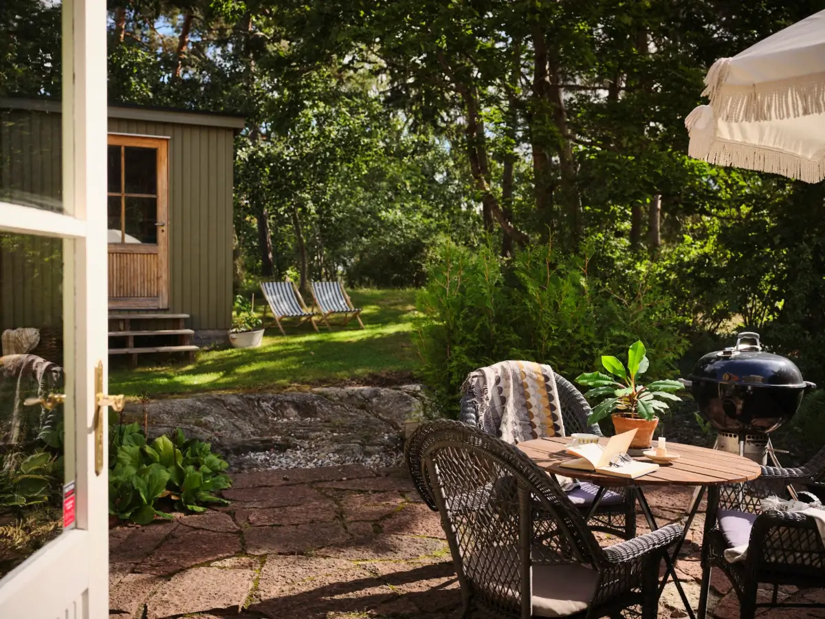 A Charming 1950s Family Home with a Lovely Garden 46 cozy-1950s-family-home-sweden-nordroom