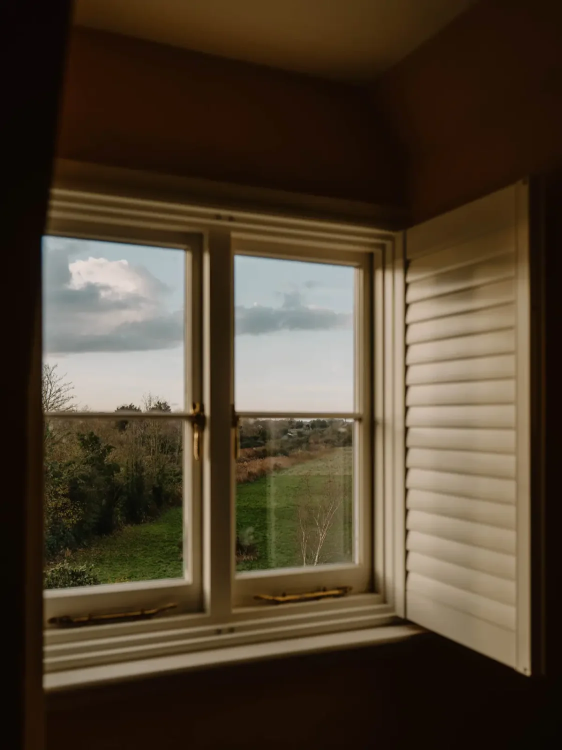 Warm, Earthy Colors in a Renovated Early 20th Century Family Home 24 early-20th-century-family-home-england