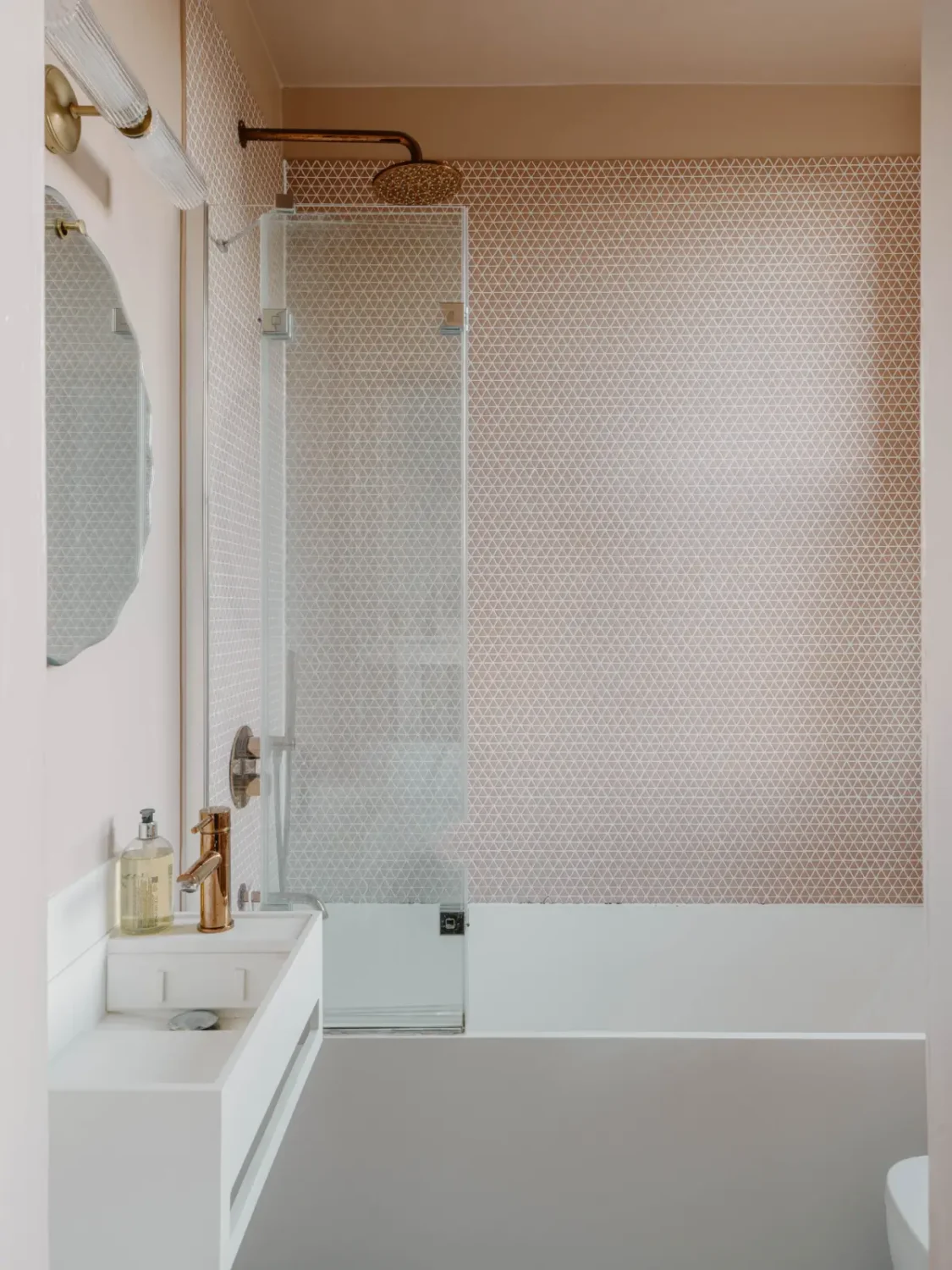 Warm, Earthy Colors in a Renovated Early 20th Century Family Home 21 early-20th-century-family-home-england