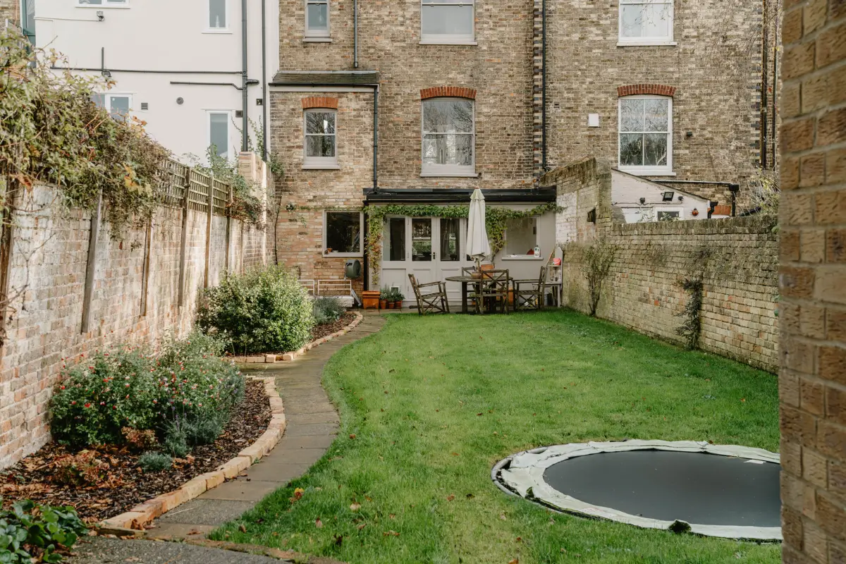 Warm, Earthy Colors in a Renovated Early 20th Century Family Home 29 early 20th century family home england15 Warm, Earthy Colors in a Renovated Early 20th Century Family Home