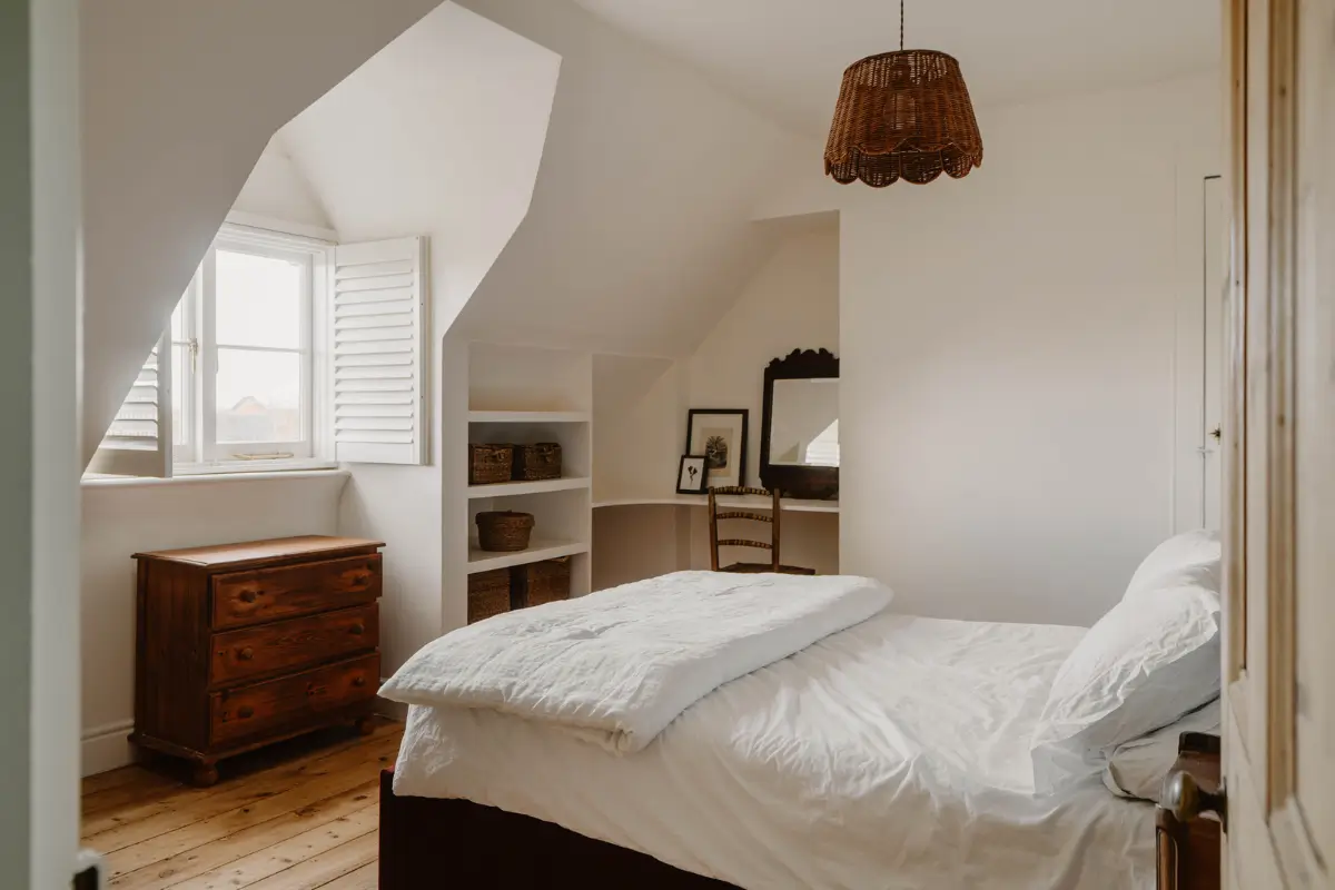 Warm, Earthy Colors in a Renovated Early 20th Century Family Home 23 early-20th-century-family-home-england