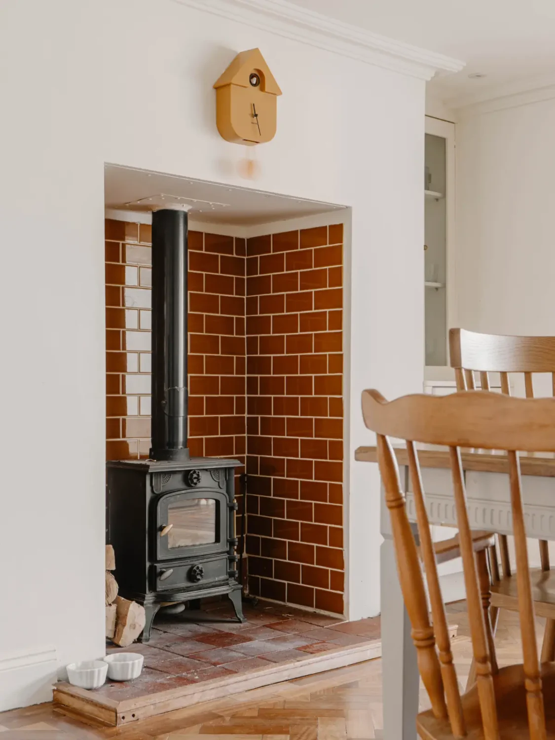 Warm, Earthy Colors in a Renovated Early 20th Century Family Home 15 early-20th-century-family-home-england