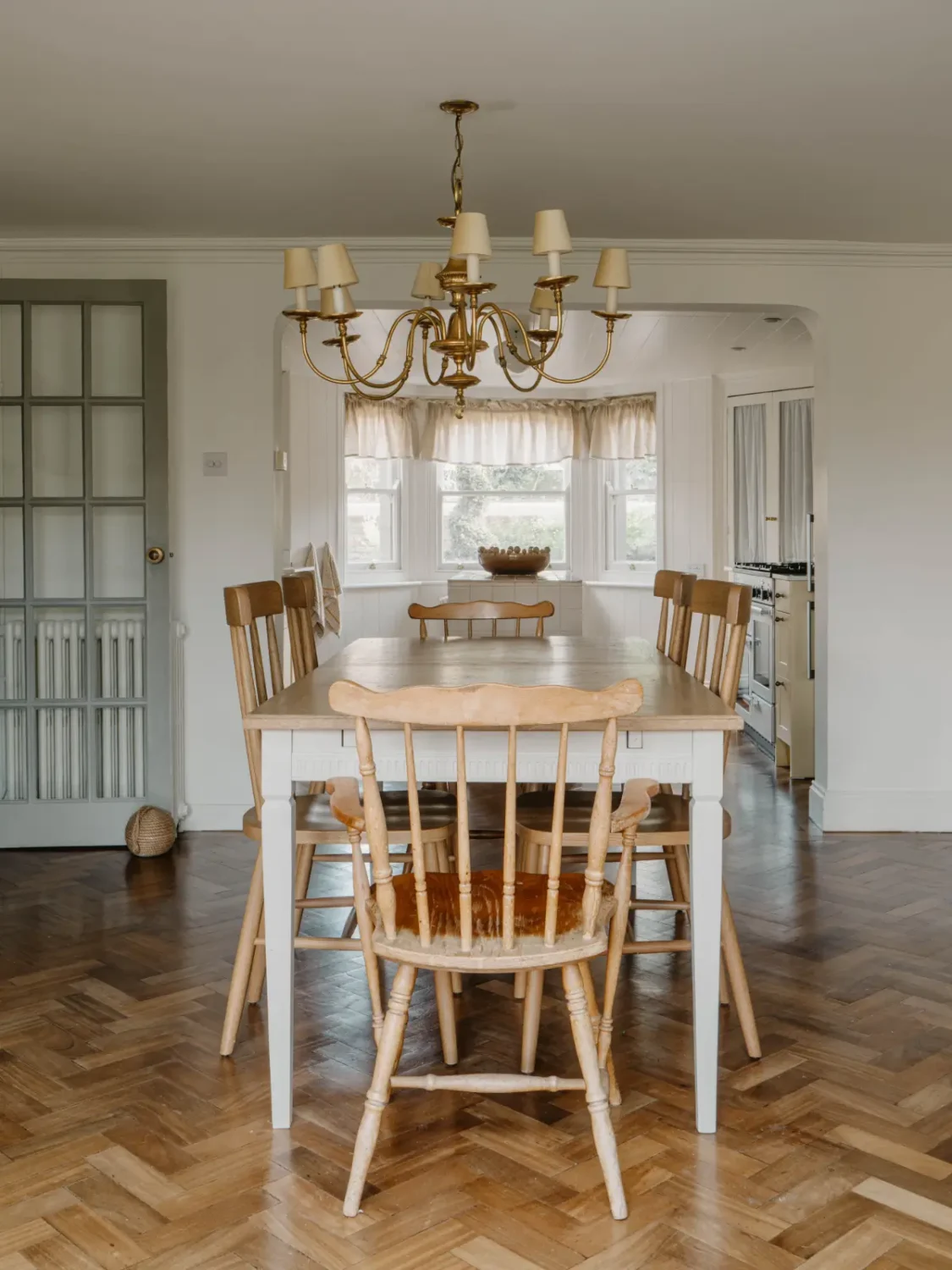 Warm, Earthy Colors in a Renovated Early 20th Century Family Home 14 early-20th-century-family-home-england