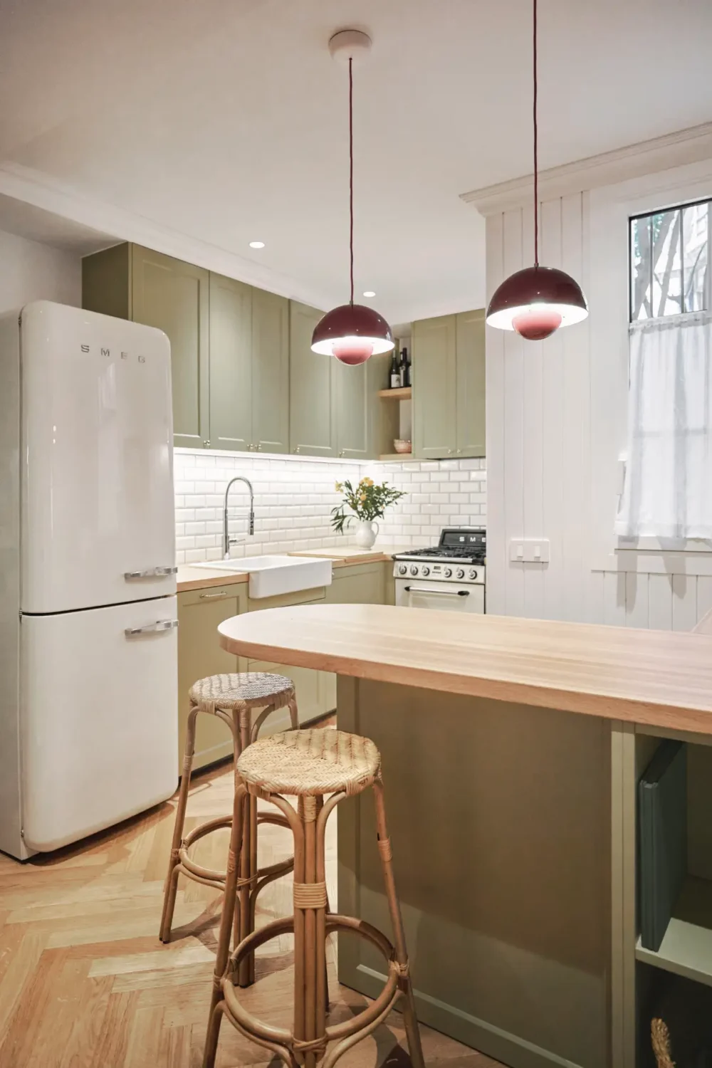 An English-Inspired Apartment in the Heart of Barcelona by Eva González Estudio 2 english-inspired-apartment-barcelona-eva-gonzalez-estudio-nordroom