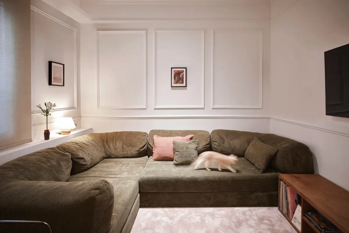 An English-Inspired Apartment in the Heart of Barcelona by Eva González Estudio 4 english-inspired-apartment-barcelona-eva-gonzalez-estudio-nordroom